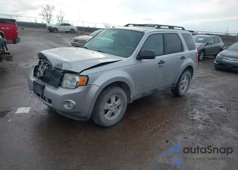 2012 Ford Escape Xlt z USA, uszkodzony, nr VIN 1FMCU0D74CKB62467